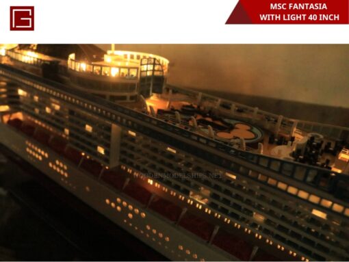 Msc Fantasia With Light (10)