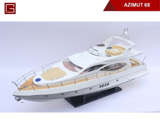 Azimut 68-03