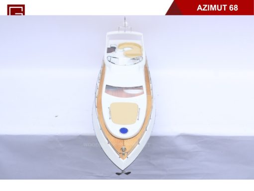 Azimut 68-09