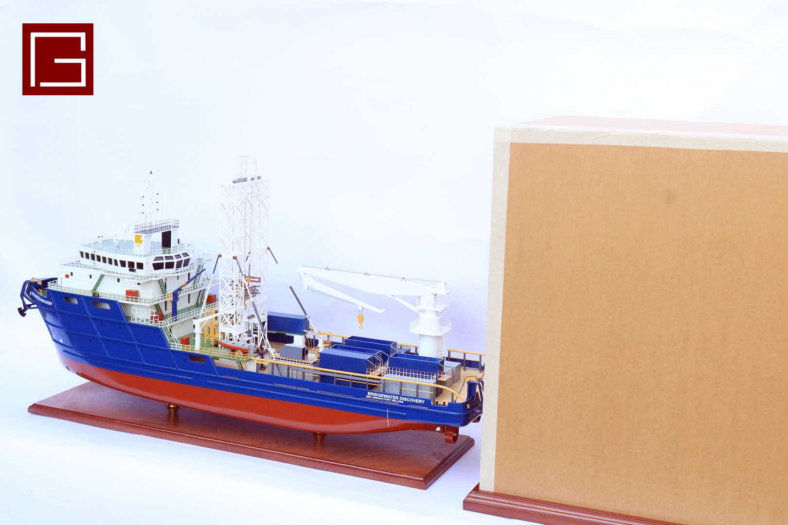 Display Case For Bridgewater Discovery (1)