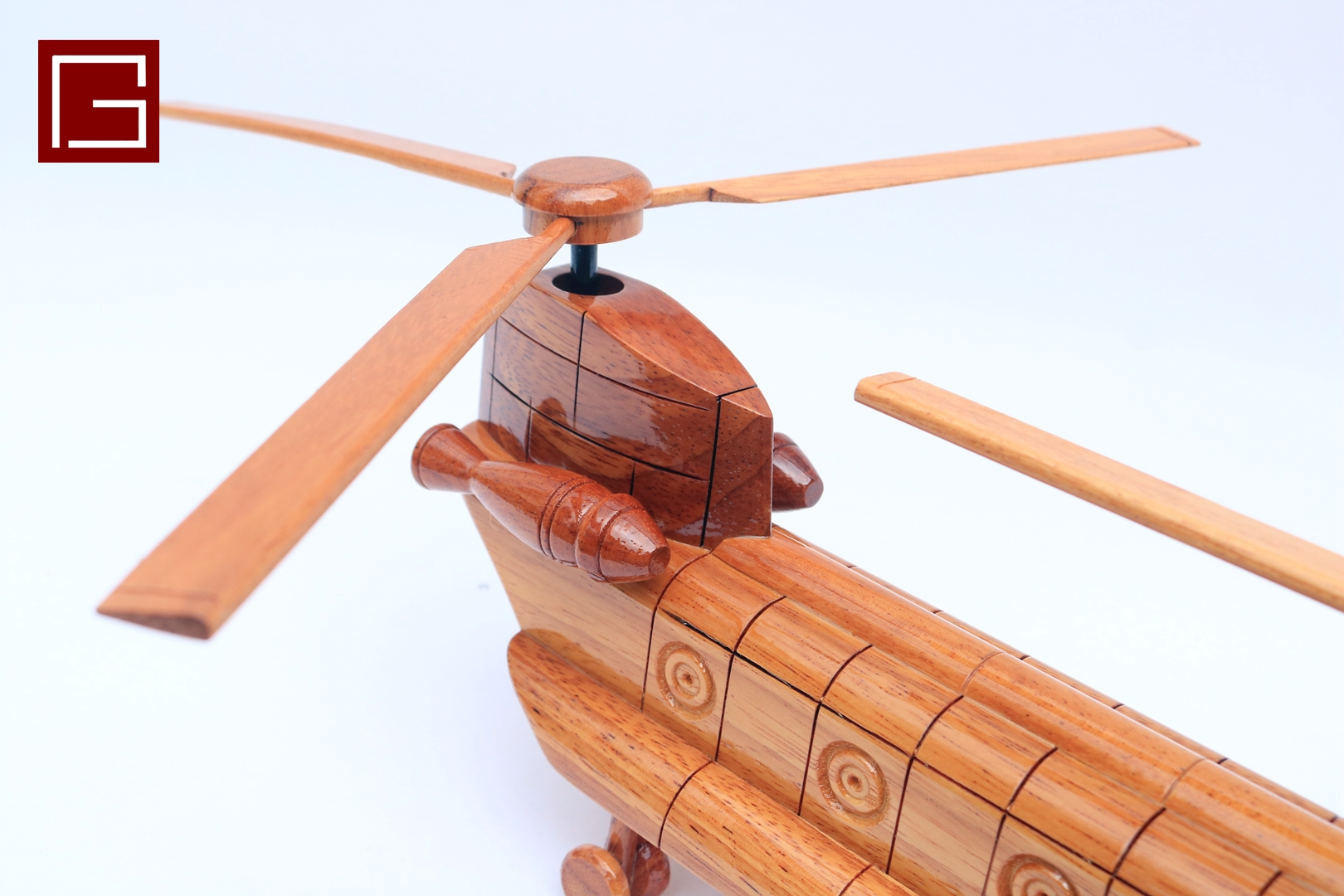 Ch 47 Chinook Wooden Helicopter Model (3)