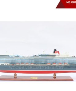 Ms Queen Elizabeth (2010)-01