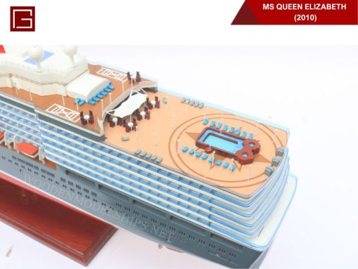 Ms Queen Elizabeth (2010)-08