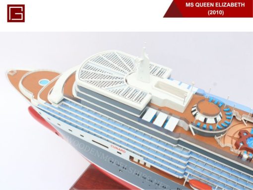 Ms Queen Elizabeth (2010)-09