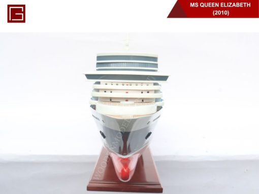 Ms Queen Elizabeth (2010)-11