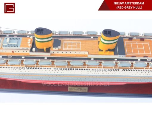 Nieuw Amsterdam (red Grey Hull)-05