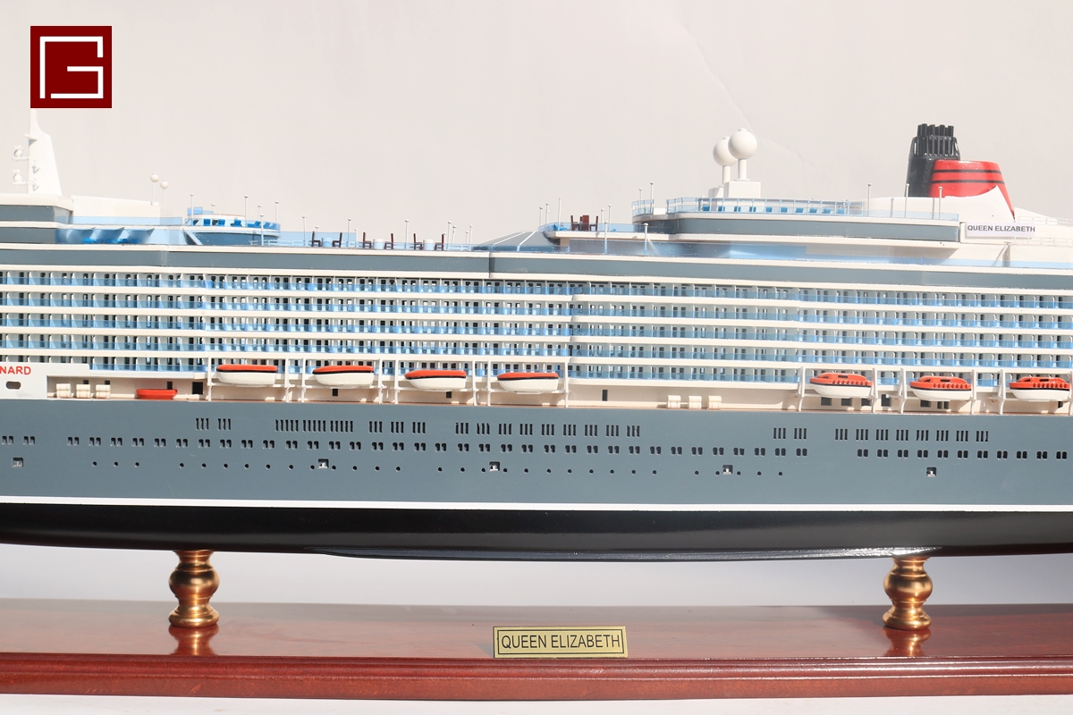 Ms Queen Elizabeth (2)