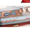 Ms Queen Elizabeth (2010) (black, Gray)-08