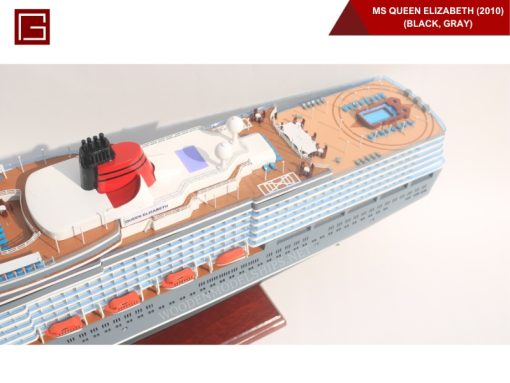 Ms Queen Elizabeth (2010) (black, Gray)-10