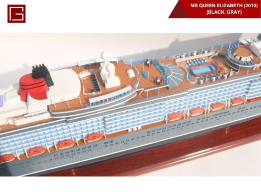 Ms Queen Elizabeth (2010) (black, Gray)-15