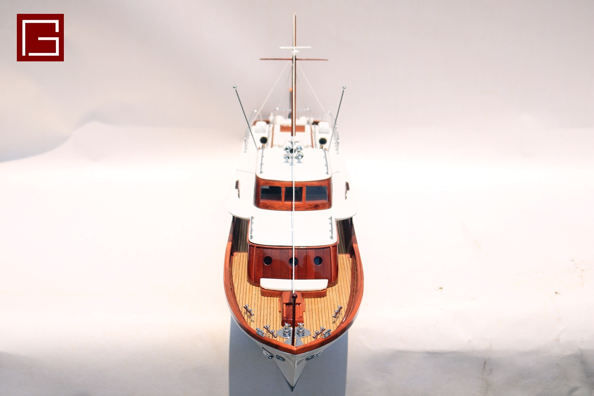 Sans Souci Motor Yacht 1955 (4)