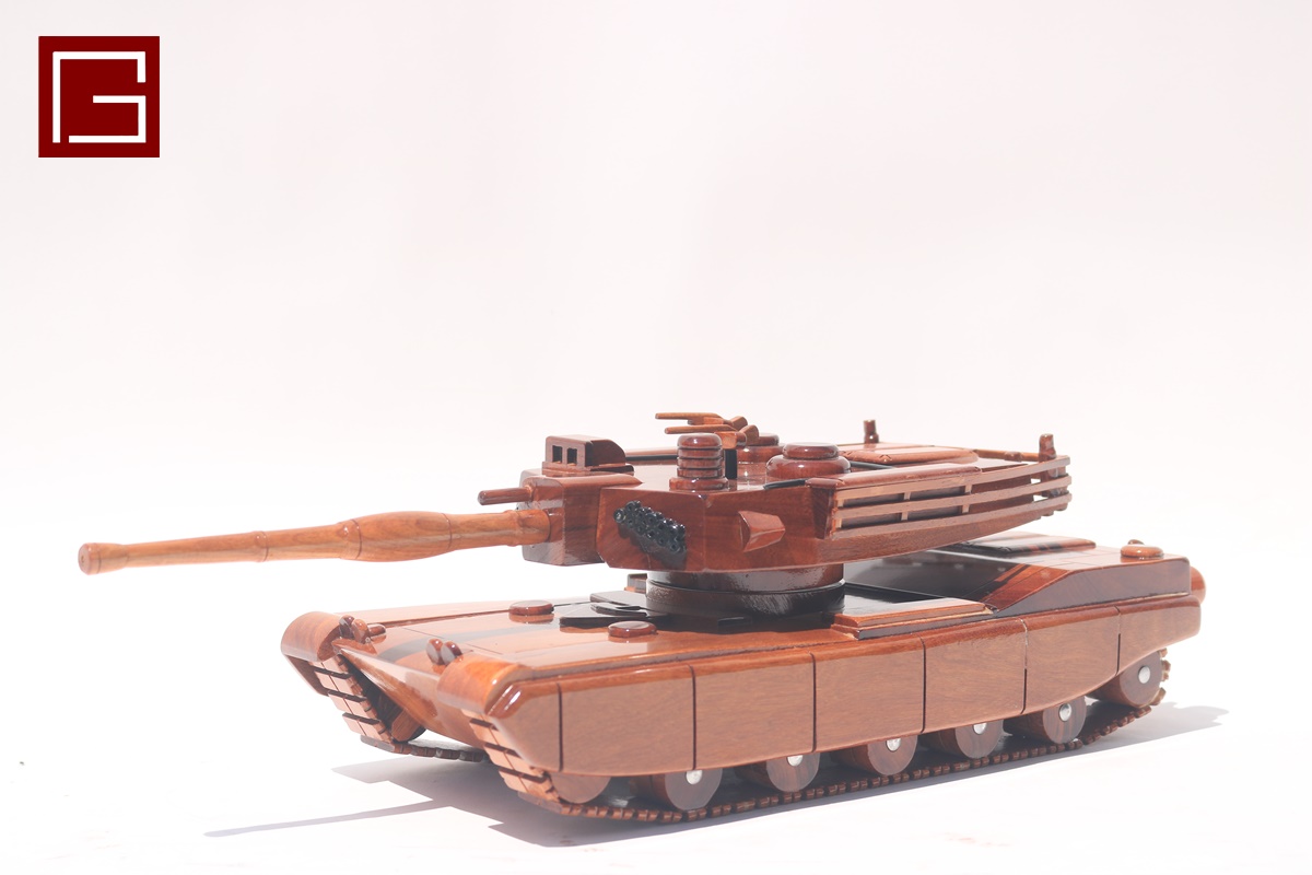 M-1 Abrams Tank Mahogany Wood (1)