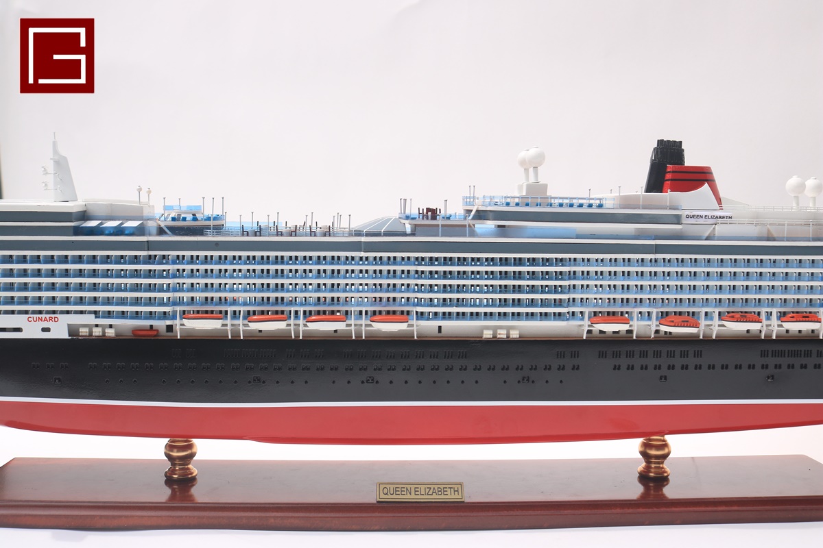 Ms Queen Elizabeth 2010 (3)