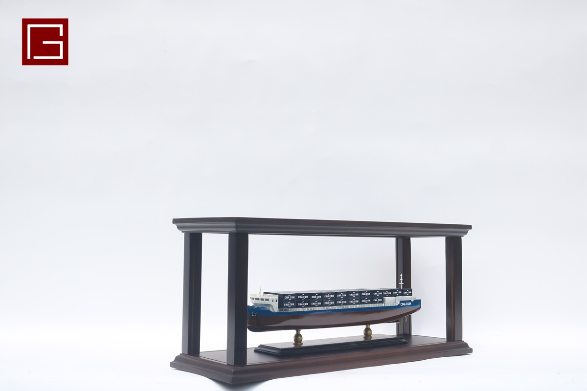 Display Case For Cma Cgm (2)
