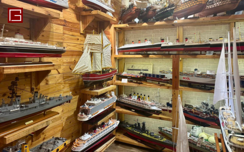 Gia Nhien Wooden Ship Model Showroom Is The Top Destination In Ho Chi Minh City For Professional Care And Repair Of Wooden Ship Models.