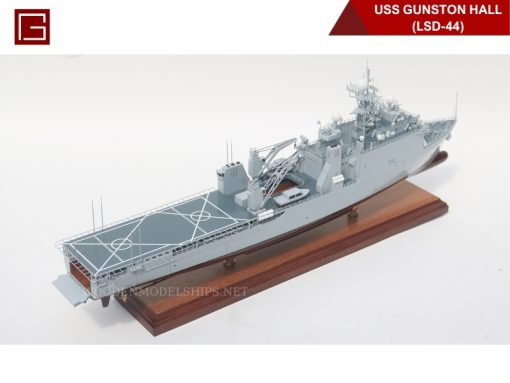 Uss Gunston Hall (lsd-44)-06