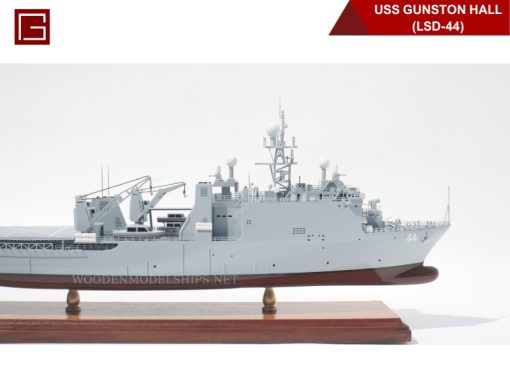Uss Gunston Hall (lsd-44)-09