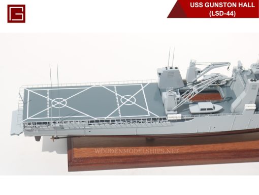 Uss Gunston Hall (lsd-44)-10