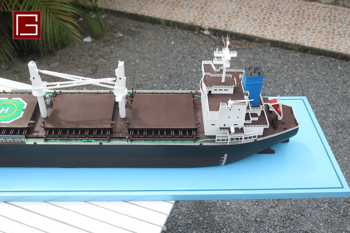 BULK AMERICAS WITH LIGHTS WATER LINE (3)